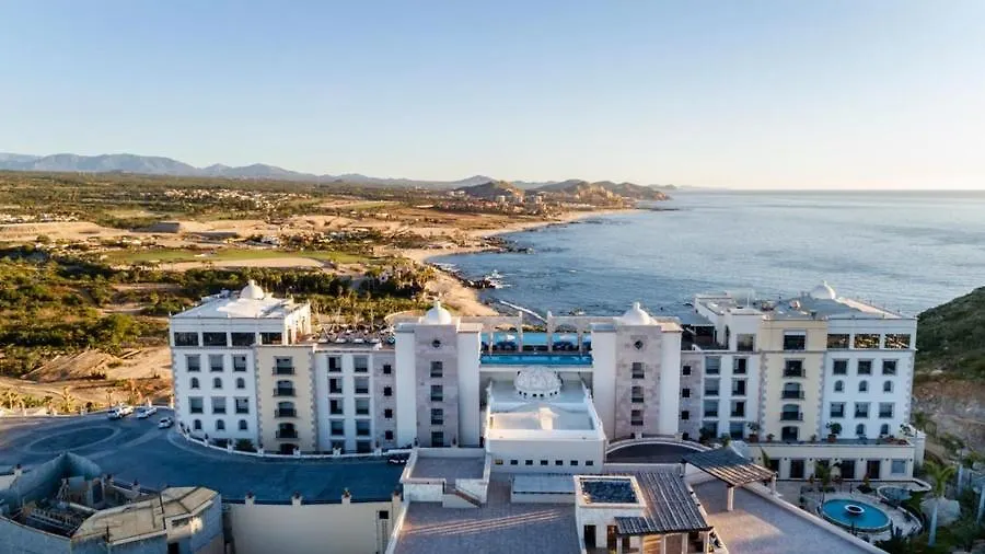 Luxurious Suites With Private Balconies, Vista Encantada Resort, Spa & Retreat Cabo San Lucas Aparthotel